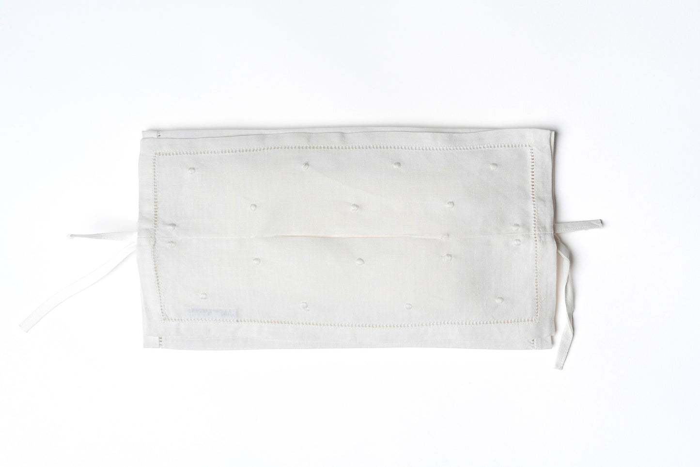 Polka Dots Tissue Cover