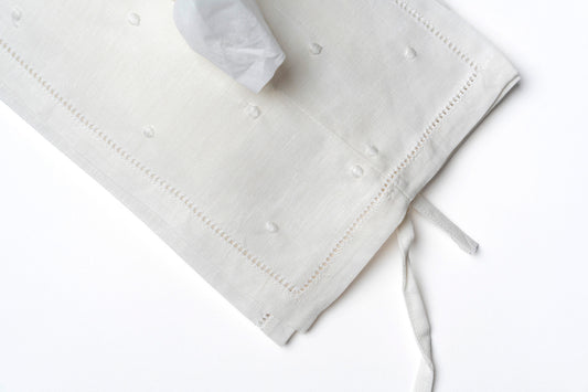 غطاء مناديل بنقاط بولكا