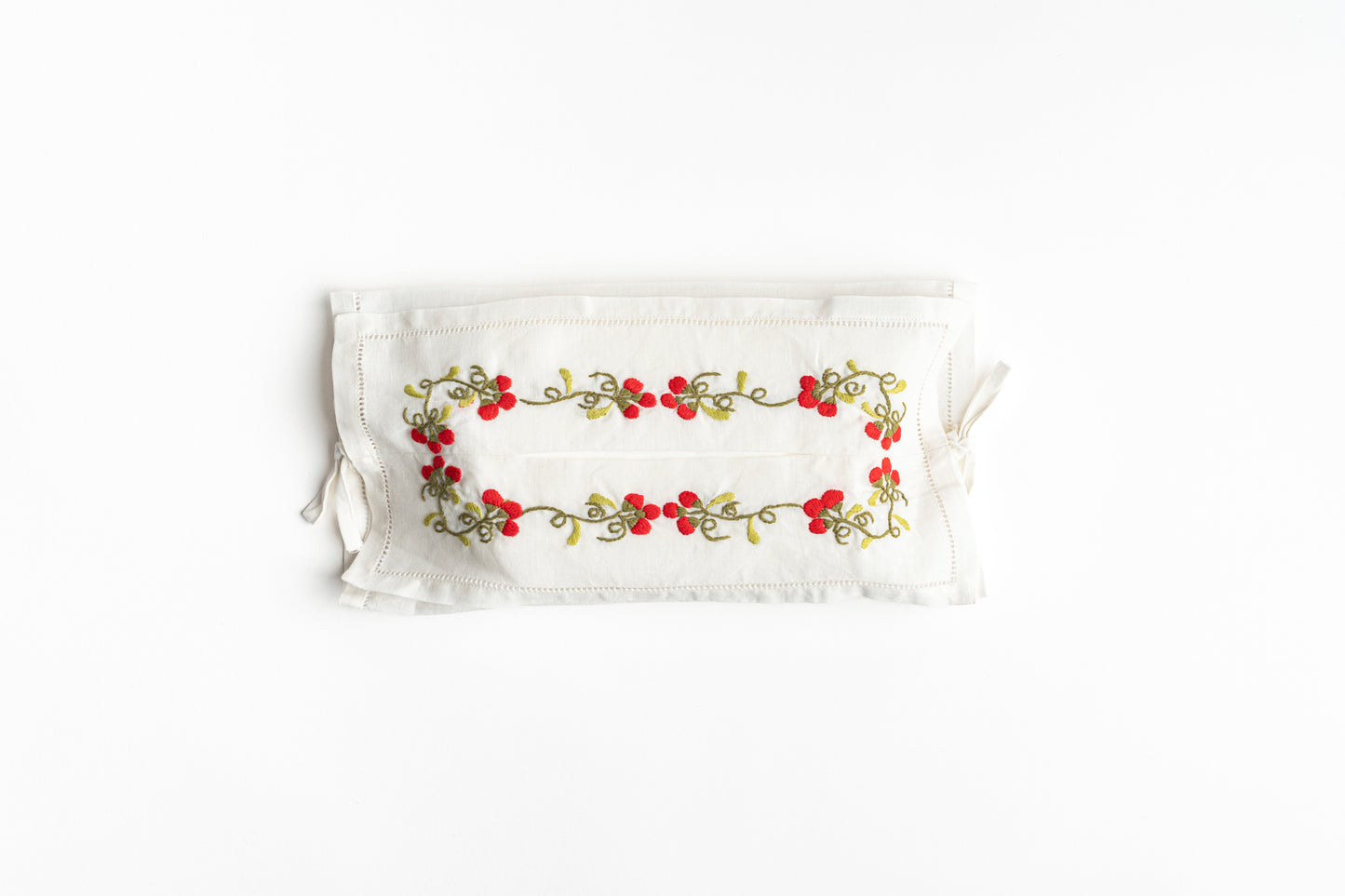 Provençal Tissue Cover