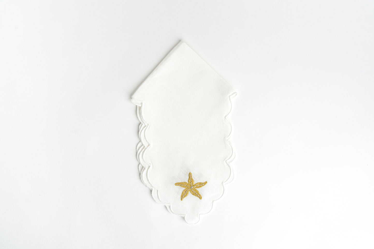 نجمة البحر الذهبية