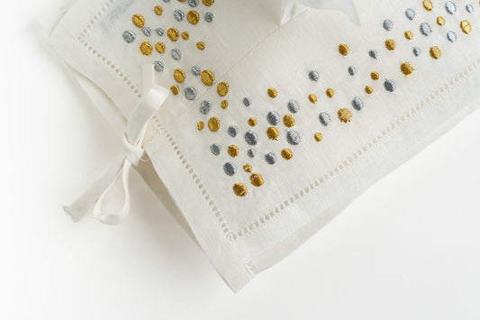 Polka Array Tissue Cover