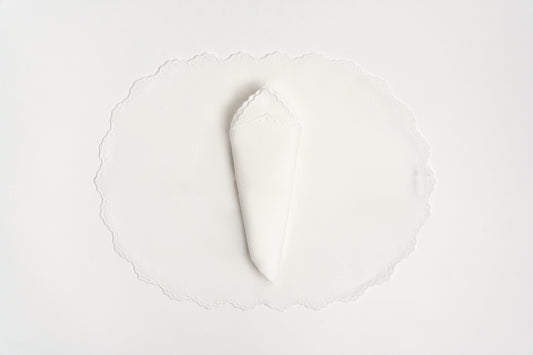 طقم مفارش طاولة فرنسية مزخرفة