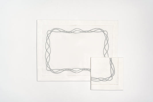 نسج تحت ضوء القمر