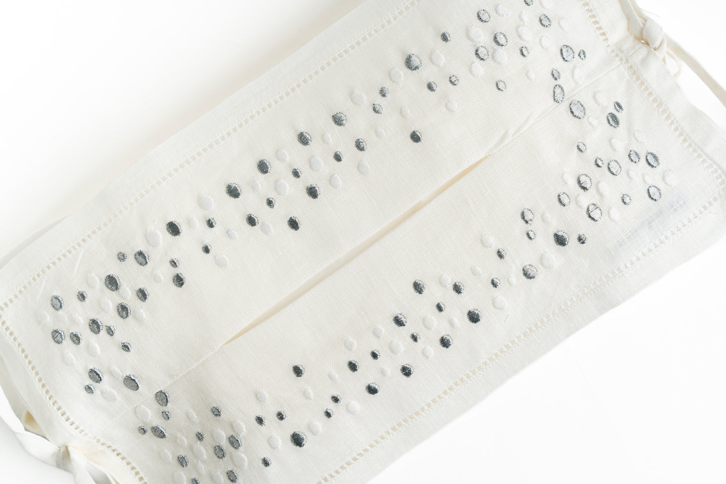 Polka Array Tissue Cover